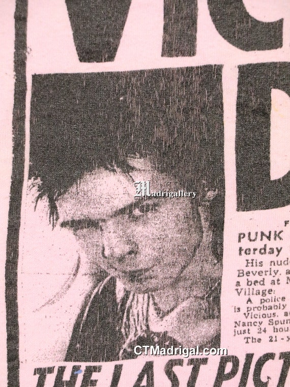 Sex Pistols t-shirt, Sid Vicious dead, vintage ra… - image 4