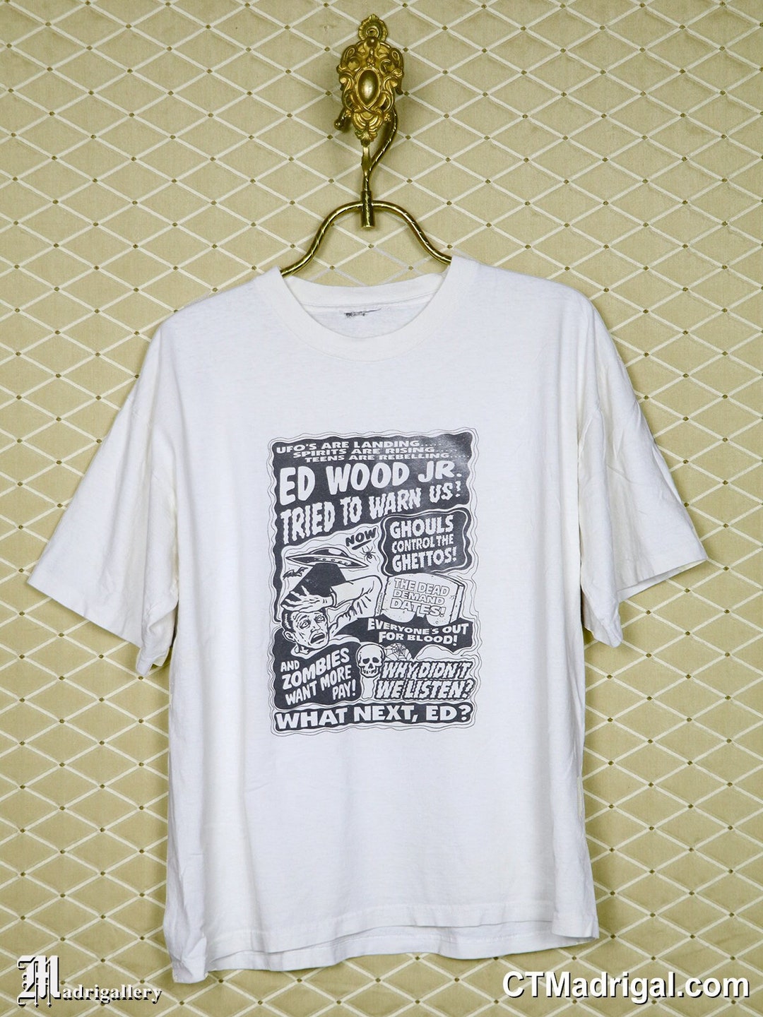 ブラキュラTシャツジョニーデップ 着用