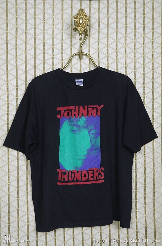 Johnny thunders NOM DE GUERRE Tシャツ ビンテージ Johnny Thunders T Shirt, Black T-shirt, New York Dolls, LAMF