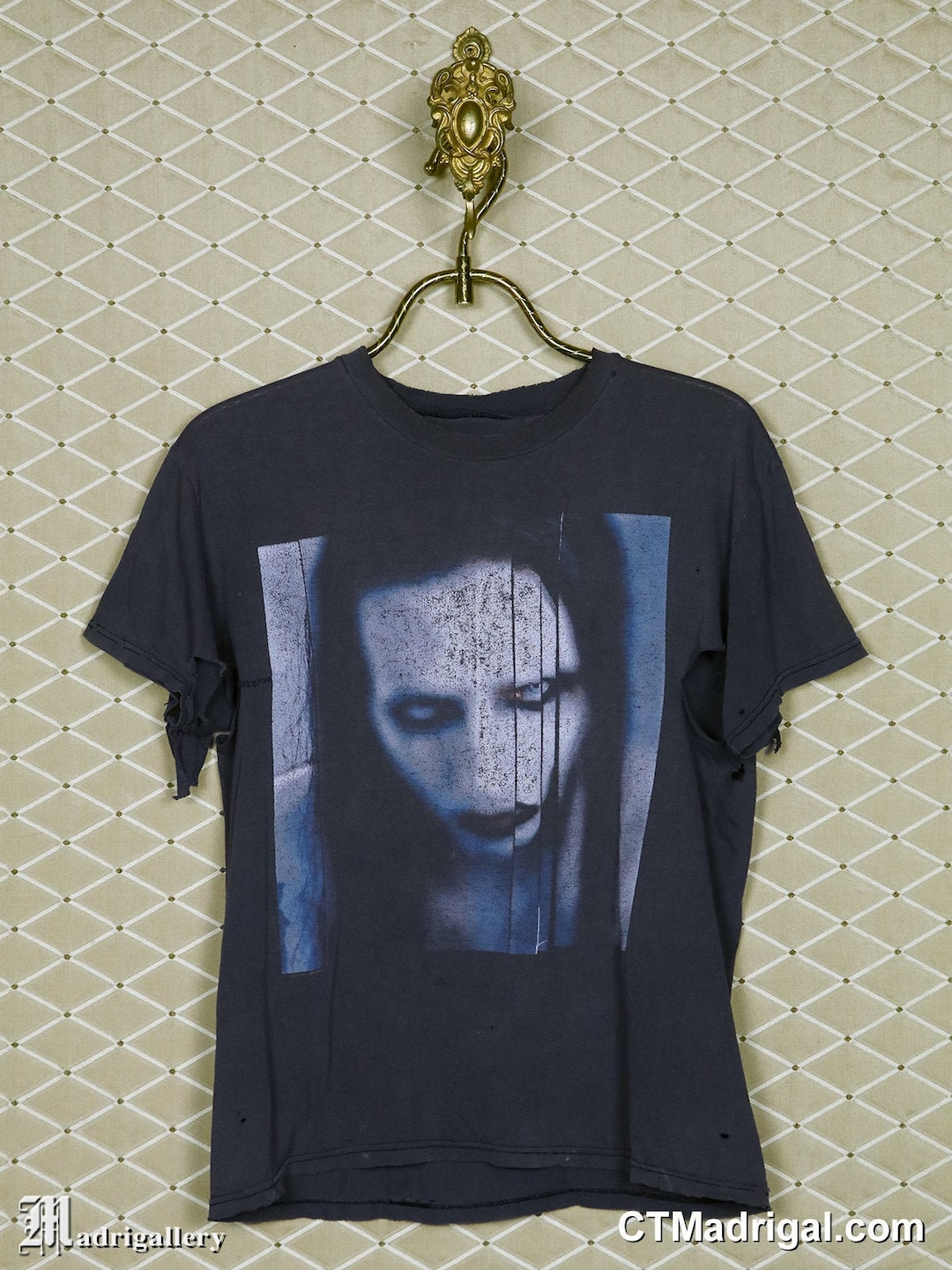 Marilyn Manson T-shirt, Thrashed Vintage Rare Shirt Punk Marilyn Manson T-shirt, Thrashed Vintage Rare Shirt Punk
