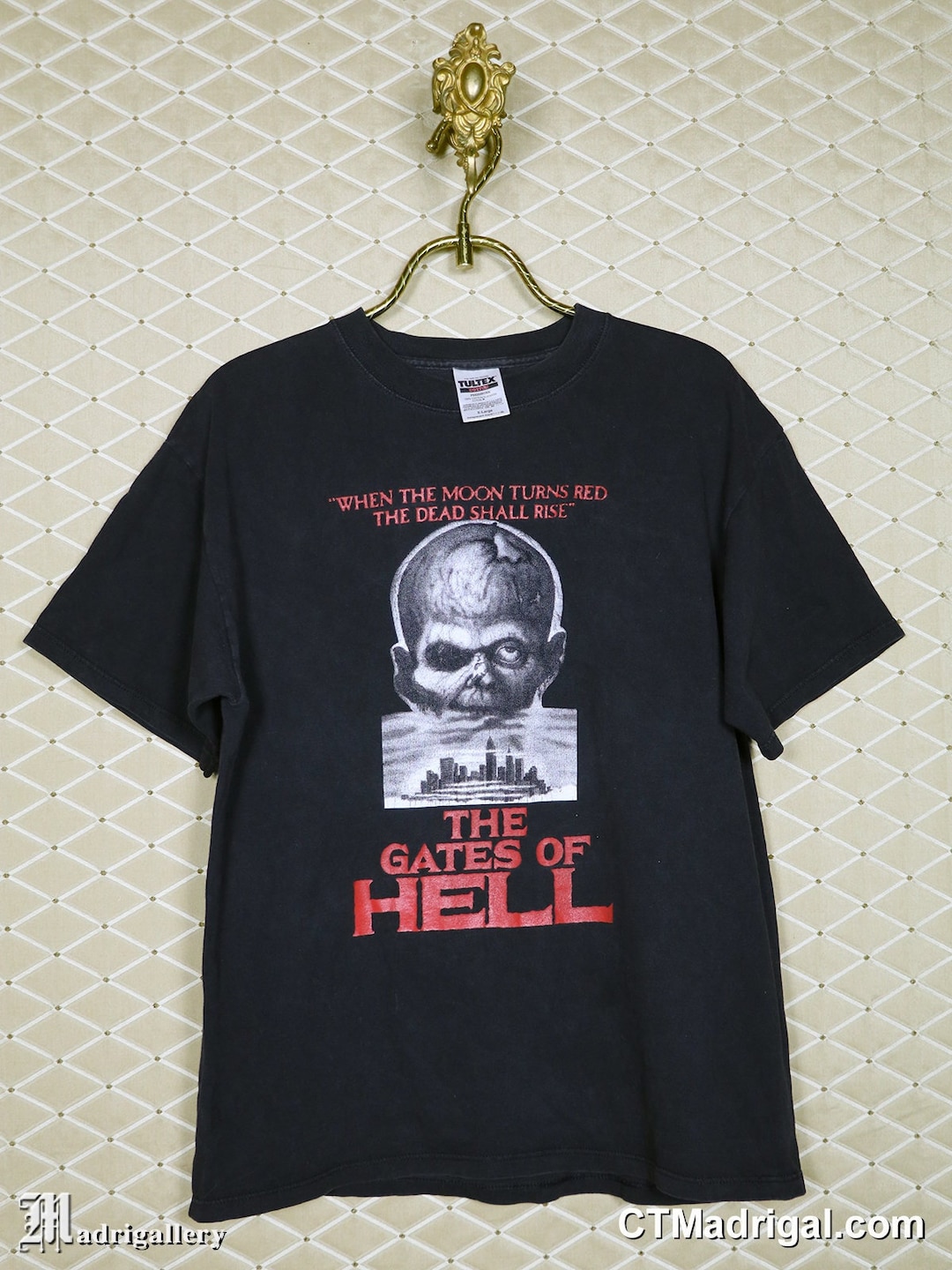 Gates of Hell Shirt, Horror Movie Fulci Suspiria Zombie Giallo 