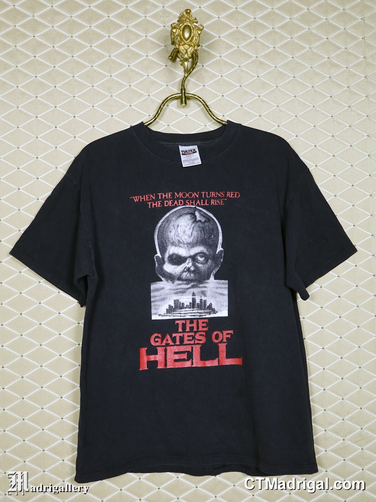 Gates of Hell Shirt, Horror Movie Fulci Suspiria Zombie Giallo