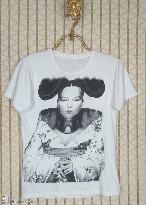 bjork tee