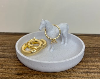 Horse Ring Dish Horse Ring Holder Night Stand Ring dish Horse Lover's Ring Tray Horse Ring Holder Equine accessory for jewelry Ring Stand