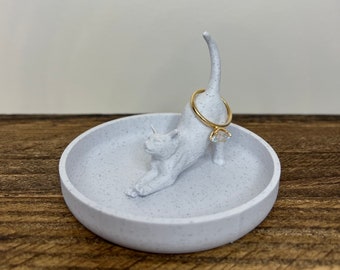 Cat Jewelry Dish Cat Ring Tray Cat Ring Holder Cat Lover's Accessory Ring Holder with Kitty Cat Jewelry Display Cat Lovers Ring Tray