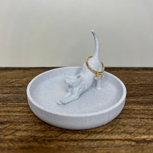 Cat Jewelry Dish Cat Ring Tray Cat Ring Holder Cat Lover's Accessory Ring Holder with Kitty Cat Jewelry Display Cat Lovers Ring Tray