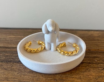 Poodle ring dish Dog jewelry dish Poodle decor Poodle ring dish for jewelry storage Cute poodle catchall tray for nightstand Pet ring holder