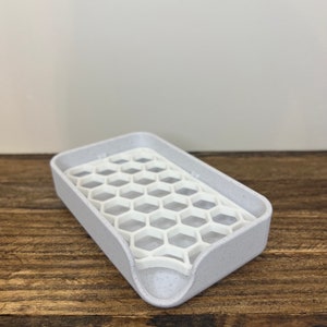 Soap Dish Draining Soap Holder, Sponge Holder Modern Soap Dish Minimalist Soap Tray Bathroom Accessories Modern Soap Bar Marble Plastic Soap