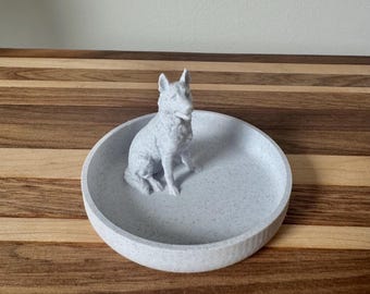 German Shepherd Ring Dish Dog Ring Holder German Shepherd Jewelry Tray German Shepherd Gift German Shepherd Ring Holder for Nightstand