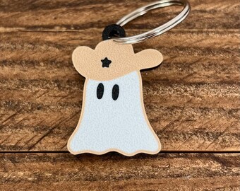 Cute Halloween Cowboy Ghost Keychain Spooky Cowboy Ghost Pendant for Keys Fun Halloween Western Theme Accessory Seasonal Keychain
