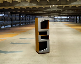 Design shelf in yellow and gray