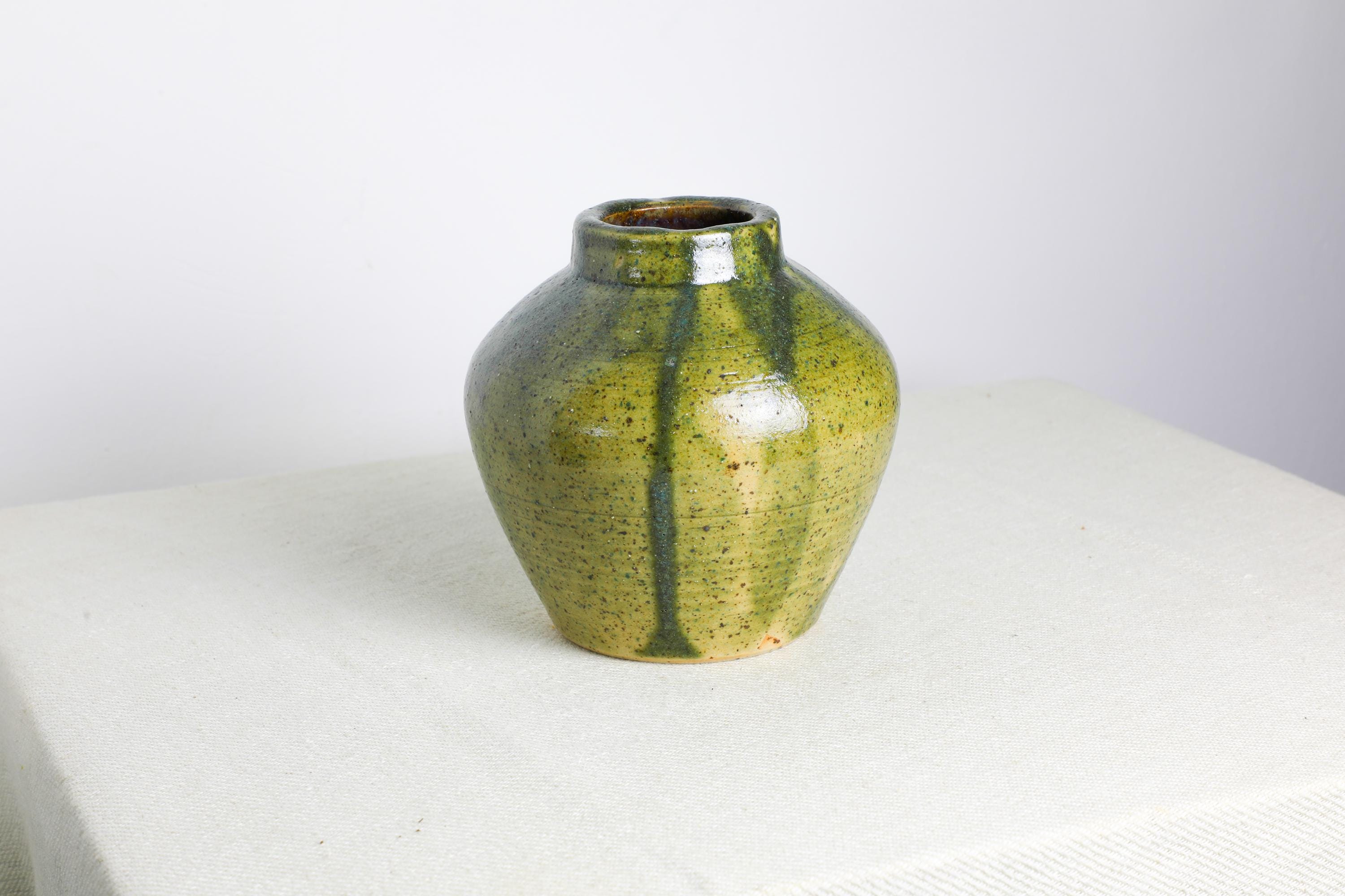 手作り陶器の花瓶 茶色・緑 手作りの陶器の花瓶（13.5 cm）緑色 - Etsy 日本