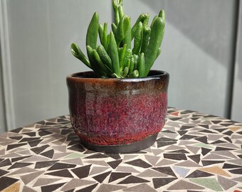 Handmade flowerpot (Ø 9.5 cm) made of ceramic in red and black