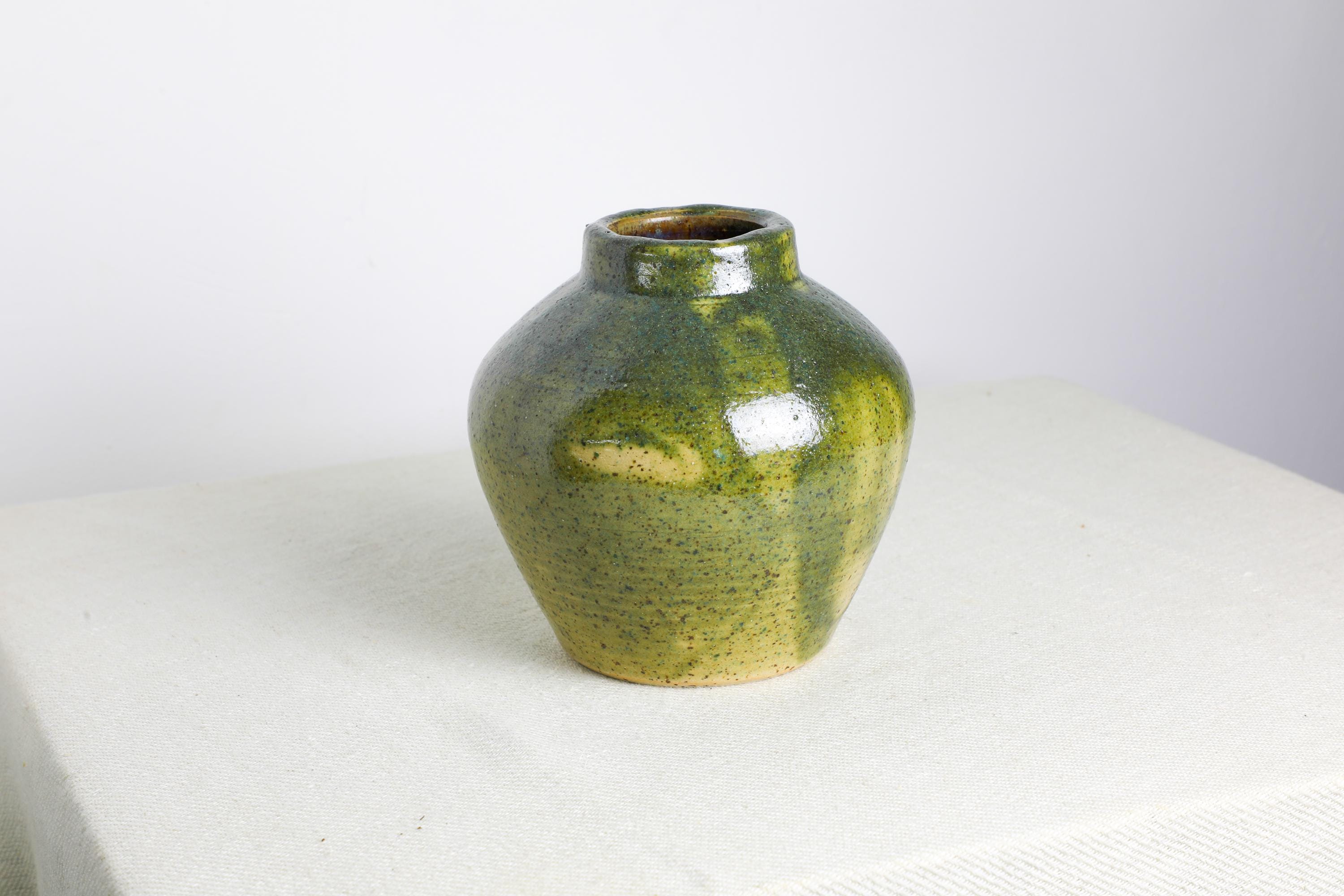 手作り陶器の花瓶 茶色・緑 手作りの陶器の花瓶（13.5 cm）緑色 - Etsy 日本