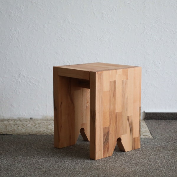 Tabouret en bois massif 30 x 30 cm