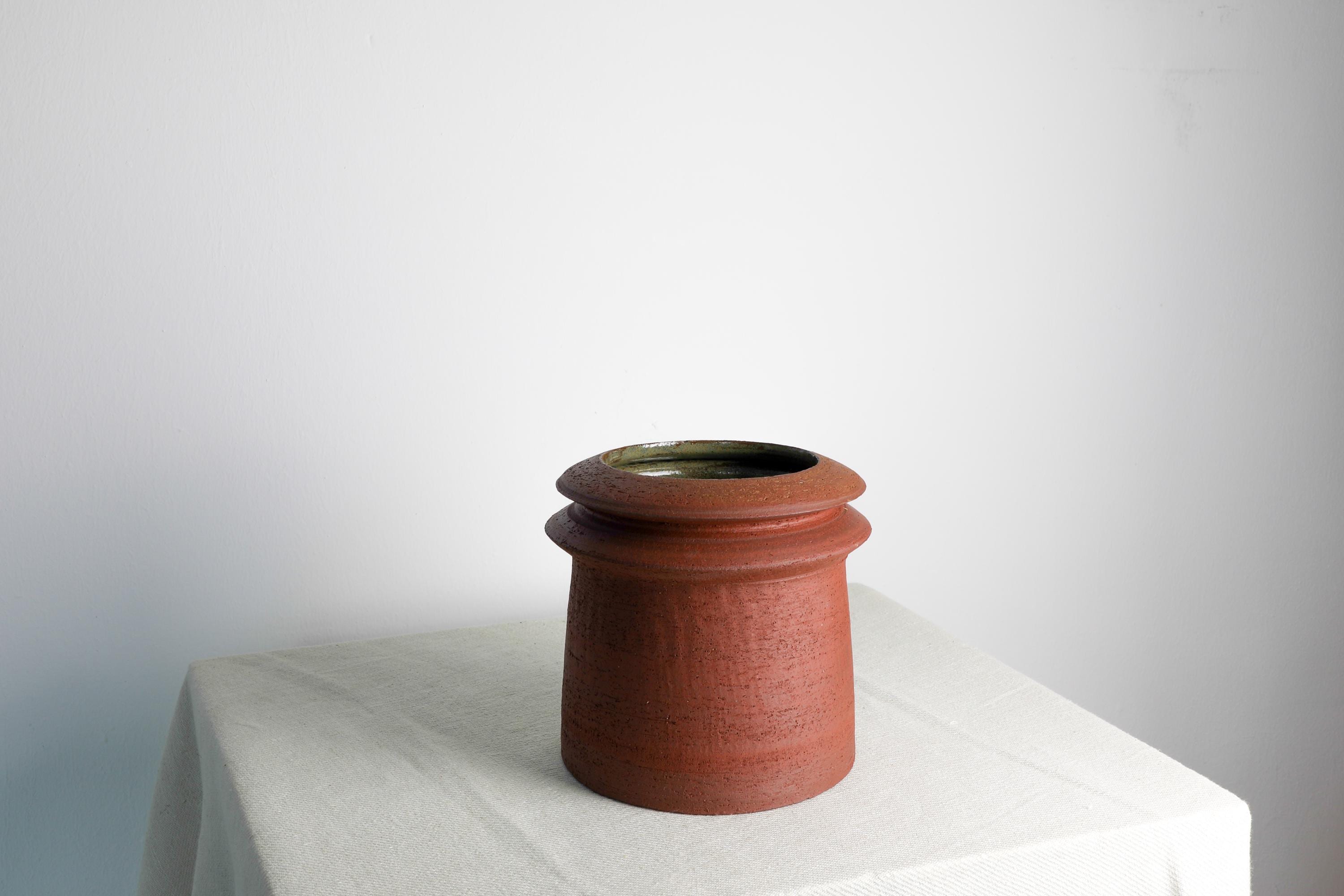 赤と茶色の陶器で作られた手作りの花瓶（16.5 cm） - Etsy 日本