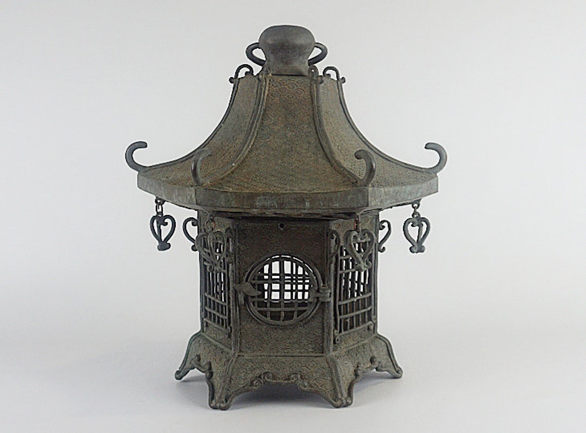 Japanese Antique Metal Lantern Ryūgū Tsuridōrō YO23010044 Etsy