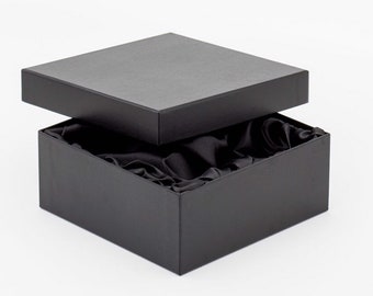 Luxury Gift Box (with Satin Cushion Inside)