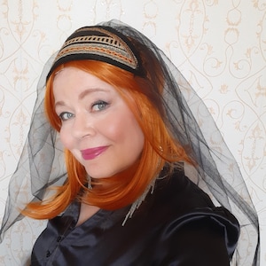 Black Gold Detail Tudor Lady Medieval Hat Veil Anne Boleyn Fancy Dress Costume