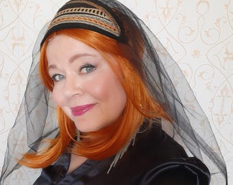 Black Gold Detail Tudor Lady Medieval Hat Veil Anne Boleyn Fancy Dress Costume