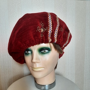 Dark Red Velour Medieval HAT BERET Tudor Renaissance Artist Fancy Dress Costume