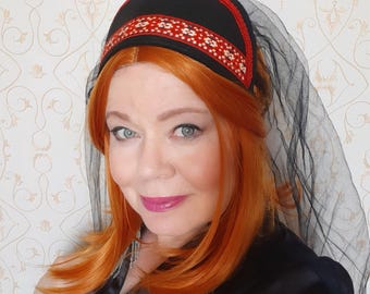 Black Red Detail Tudor Lady Medieval Hat Veil Anne Boleyn Fancy Dress Costume
