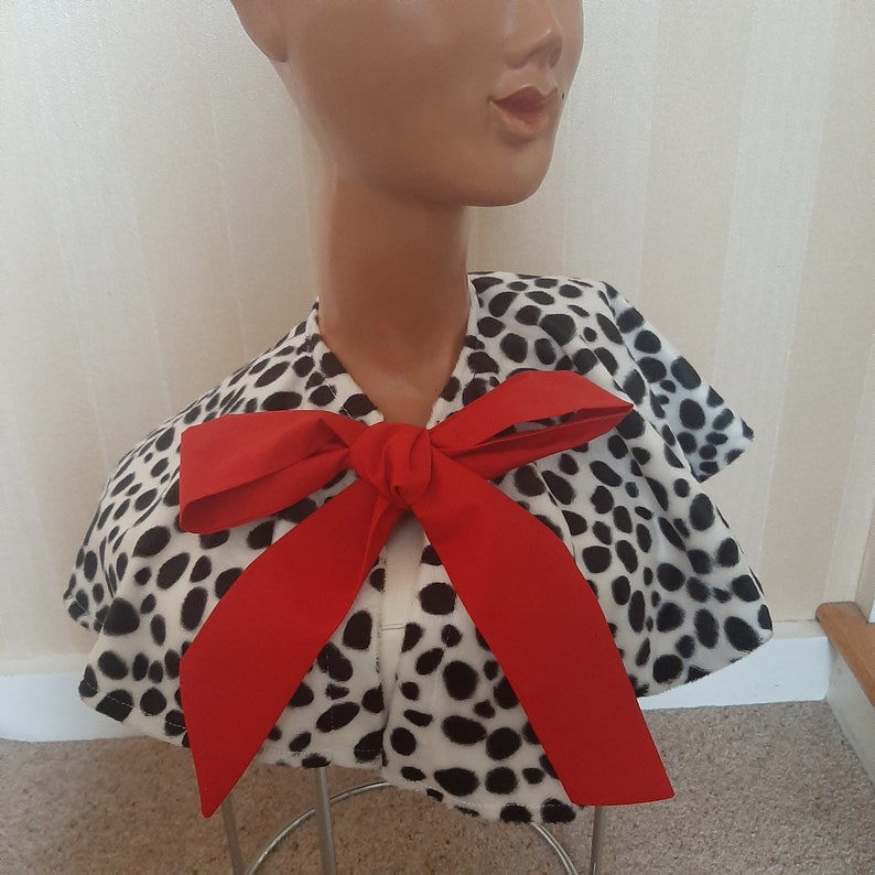 Cruella De Ville 101 Dalmatian Print Collar Shawl Stole Wrap Fancy Dress with Red Bow image 6