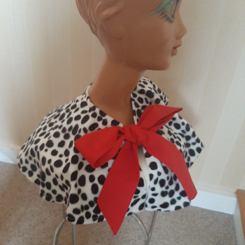 Cruella De Ville 101 Dalmatian Print Collar Shawl Stole Wrap Fancy Dress with Red Bow image 8