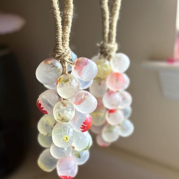 Handmade Grape Cluster Soap – Scented Glycerin Soap with Dried Flowers