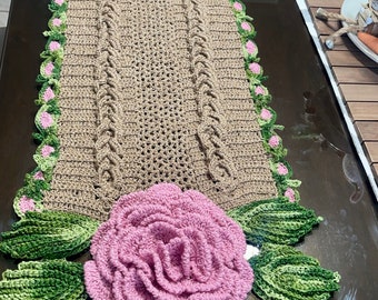 Table runner crochet big roses 3D, crochet table runner big roses , handmade crochet table runner big roses 3D technique.