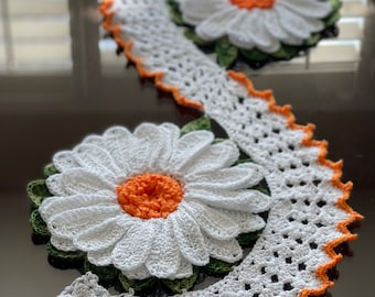 Daisy flowers crochet table runner 3D, crochet table runner Daisy flowers in 3D, crochet table runner Daisy flowers