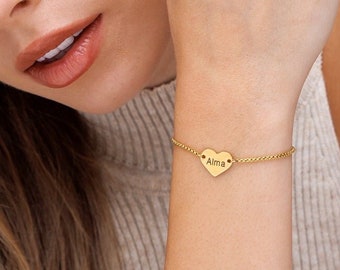 Bracelet personnalisé de charme de coeur d’or, bracelet d’amour personnalisé, bijoux d’amitié, bracelet de demoiselle d’honneur, cadeau d’anniversaire, cadeau de meilleur ami