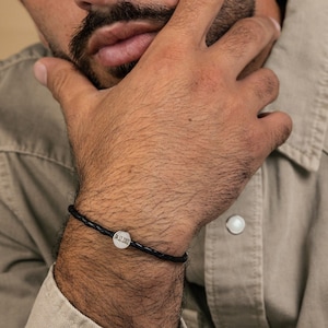Pulsera con inicial, pulsera de cuero personalizada para hombre, pulsera con nombre, pulsera de cuero, joyería grabada para hombre, regalo para papá para el día del padre