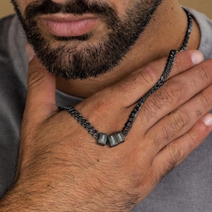 Gepersonaliseerd familiecadeau, op maat gegraveerde naamketting, gouden schakelketting, uniek kerstcadeau voor hem, cadeau nieuwe vader, Vaderdagcadeau