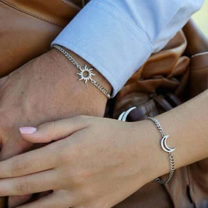 Sol och måne armbandsset i rostfritt stål för par, minimalistiska matchande smycken