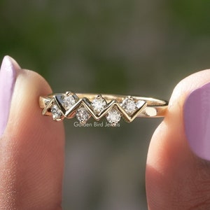 Round Moissanite Band/ Colorless Moissanite Engagement Band/ Zig Zag Moissanite Wedding Band/ 14K Solid Gold Stacking Moissanite Bridal Band