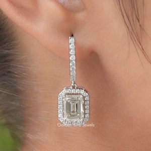 Pendientes de moissanita esmeralda/Pendientes de boda de moissanita con halo/Pendientes colgantes de compromiso de moissanita/Pendientes de moissanita blanquecinos