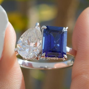 Pear And  Emerald Cut  Engagement Toi Et Moi Ring / 14K Solid Gold Blue Sapphire Emerald Semi-Precious Gemstone