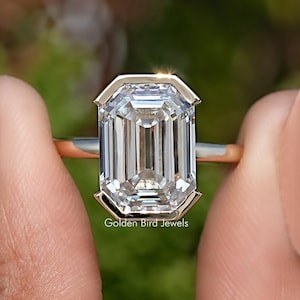 Old Mine Emerald Moissanite jubileumring/bijna kleurloze Moissanite solitaire ring/Moissanite ring set met halve bezel/huwelijkscadeau voor haar