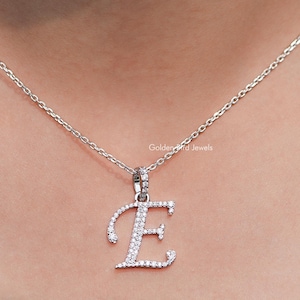 Colgante de moissanita con inicial de corte redondo/Colgante de moissanita con letra E personalizado/Colgante de moissanita con inicial de letra cursiva/Regalo de cumpleaños para ella