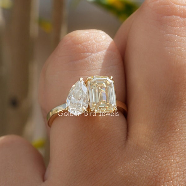 Pear And  Emerald Cut Moissanite Engagement Ring / 14K Solid Gold Yellow Emerald Moissanite  Toi Et Moi Ring