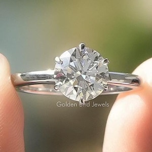 Round Cut Moissanite Wedding Ring/ Claw Prong Set Lab Diamond Promise Ring/ Colorless Moissanite Solitaire Ring/ CVD Diamond Bridal Ring