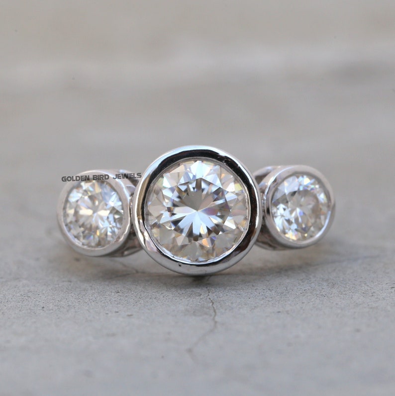 1.50Ct White Round Moissanite Three-Stone Engagement Ring 925 Sterling Silver