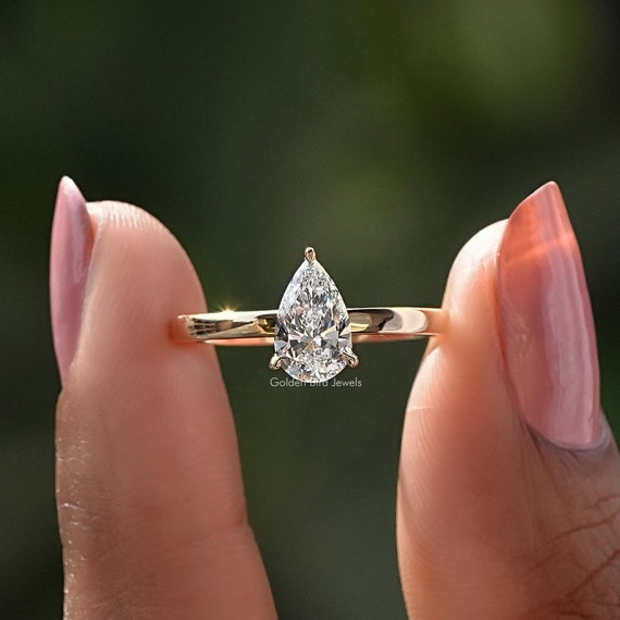Cloud Jewelry Stunning 2 Ct Pear Cut Moissanite Engagement Ring - 14K White Gold Plated Solitaire Accents Wedding Ring Proposals Gifts Special Celebrat