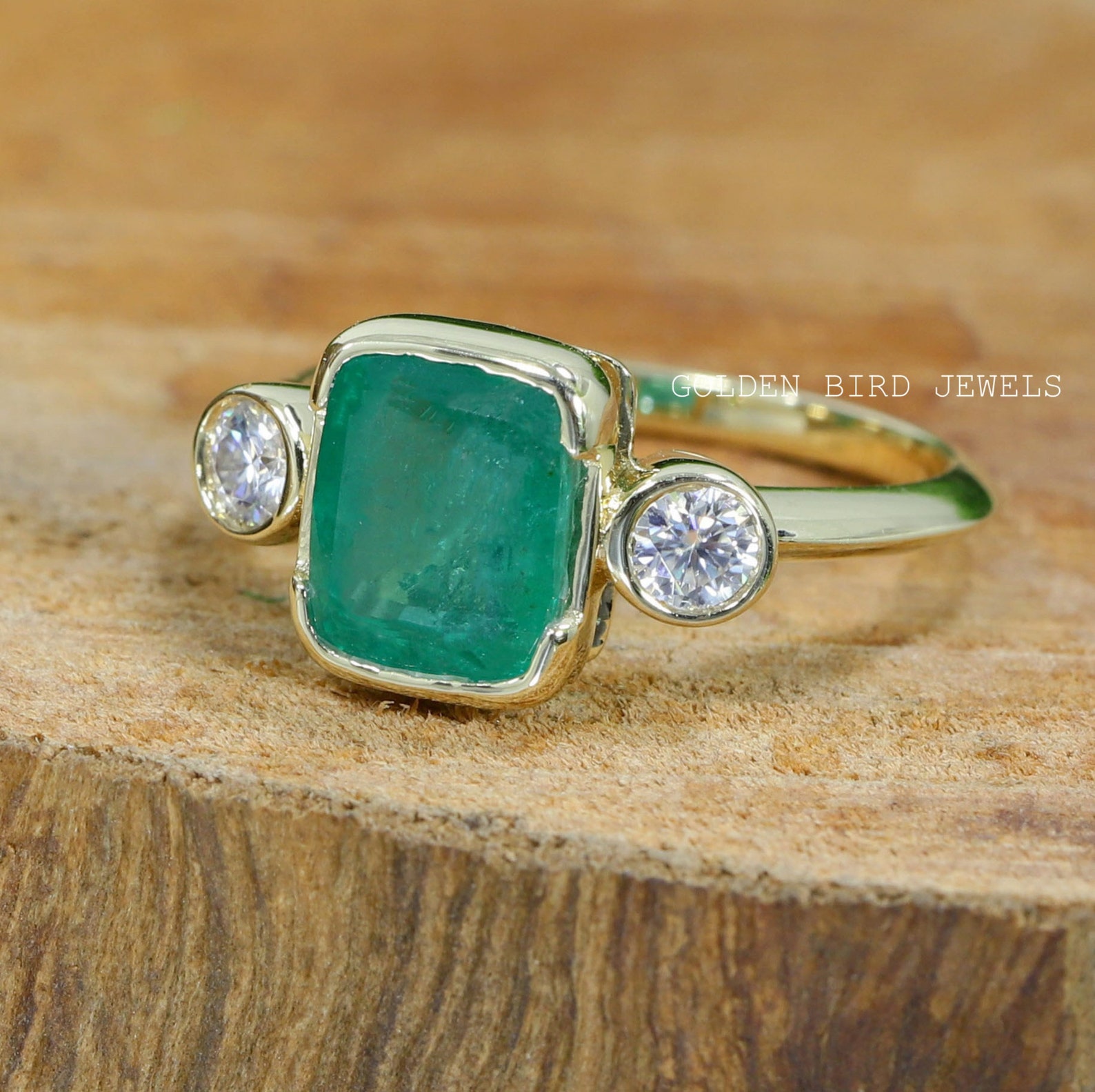 3 CT Natural Emerald Gemstone Cushion Ring/ Half Bezel Set | Etsy