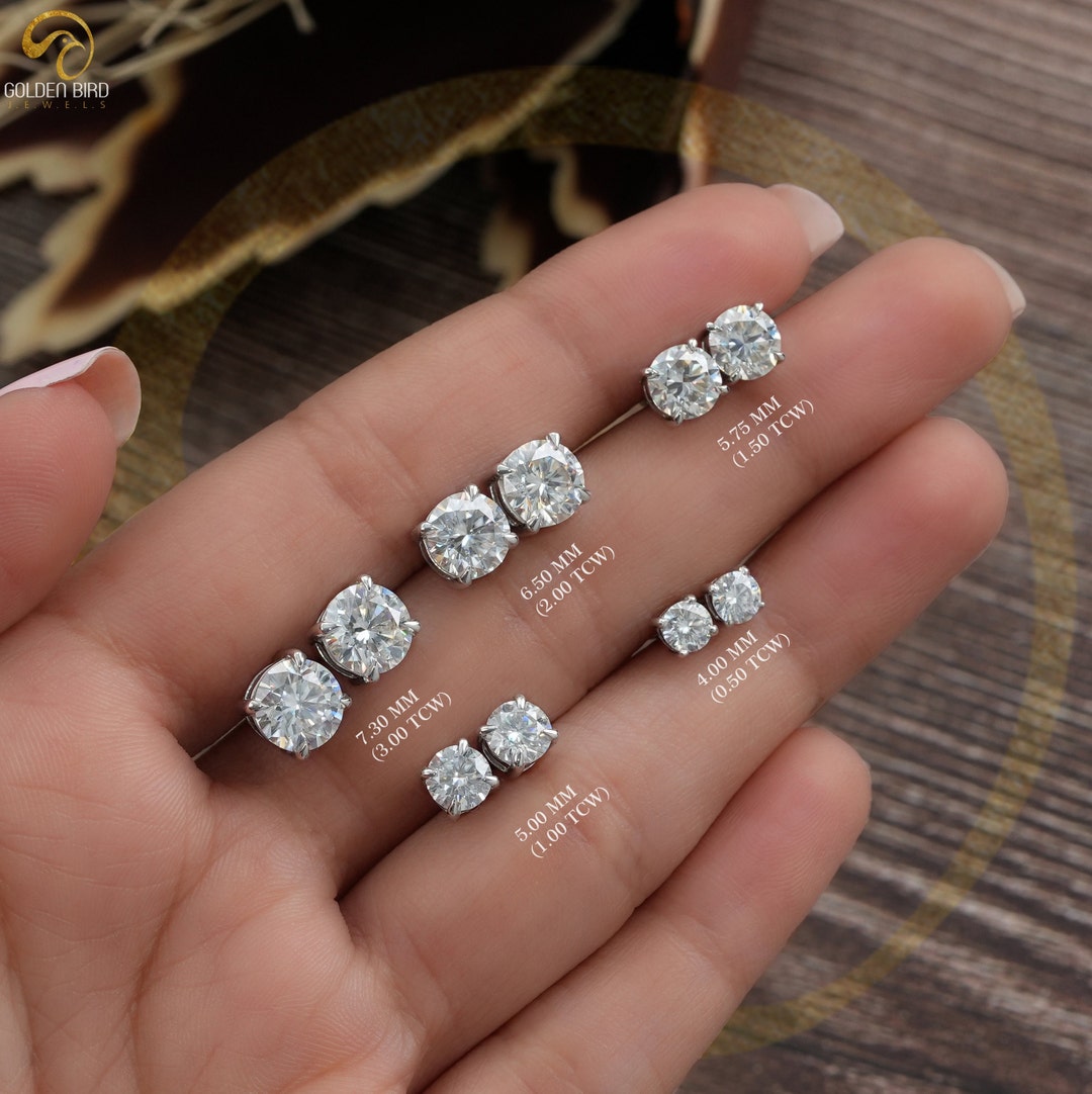 4 Prong Round Light Weight Tennis Bracelet - 14k Yellow Gold, 3.00 Ct (12457) 4 Prong Round Light Weight Tennis Bracelet - 14k Yellow Gold, 3.00 Ct (12457)