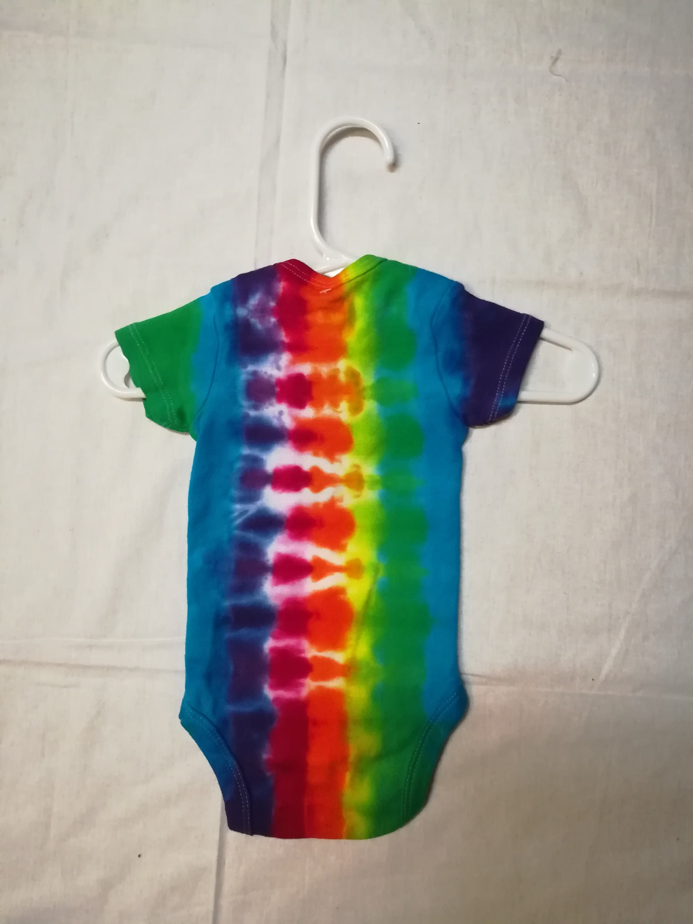 Tie Dye Baby Onesie / Tie Dye Onesie / Tie Dye Baby Clothes / Etsy UK
