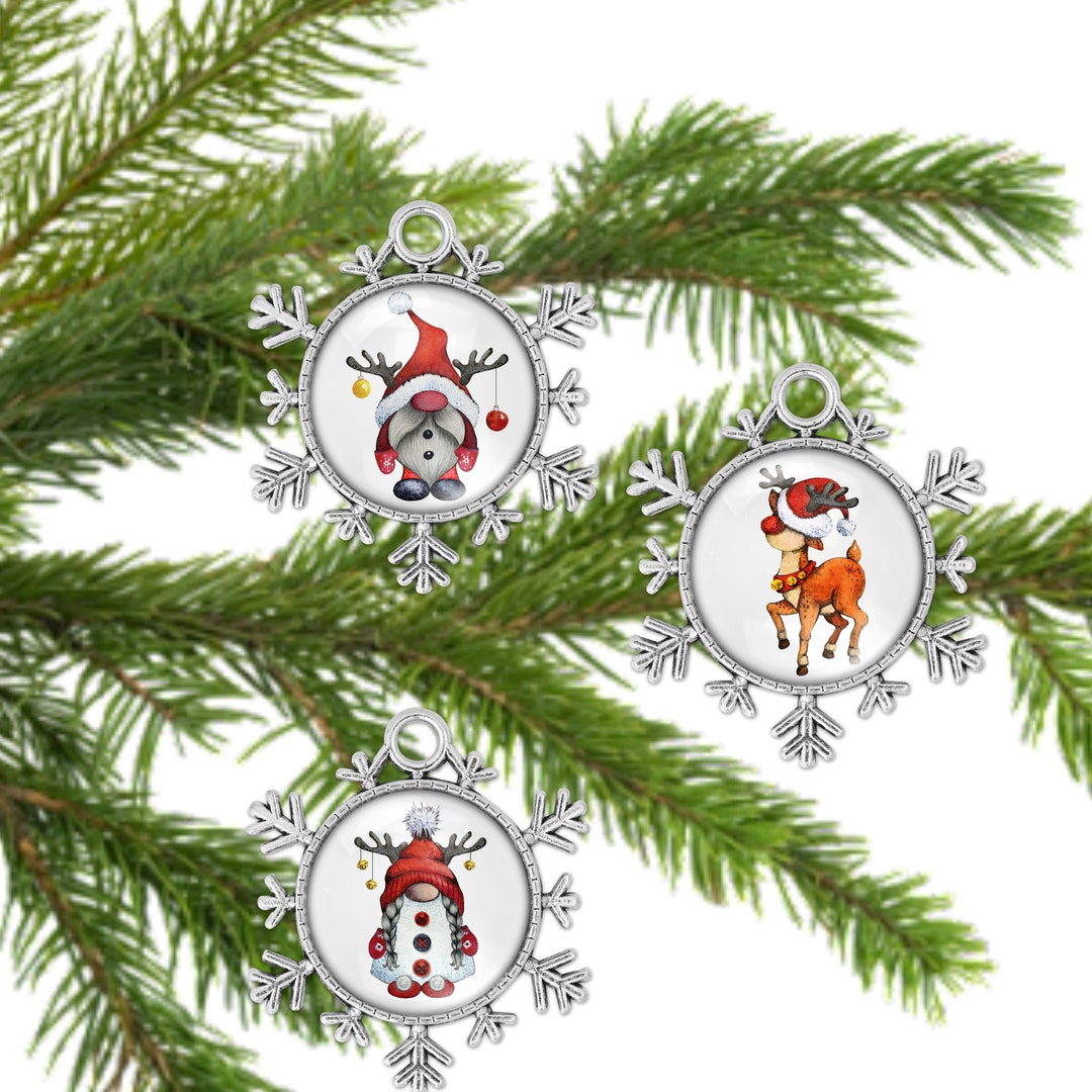 Santa Rudolph Reindeer Christmas Gnome Snowflake Ornament Multiple Art ...