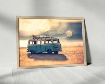 Póster autoadhesivo de furgoneta retro en tonos neutros, concepto de viaje - Arte mural adhesivo - Decoración de interiores extraíble #57PM