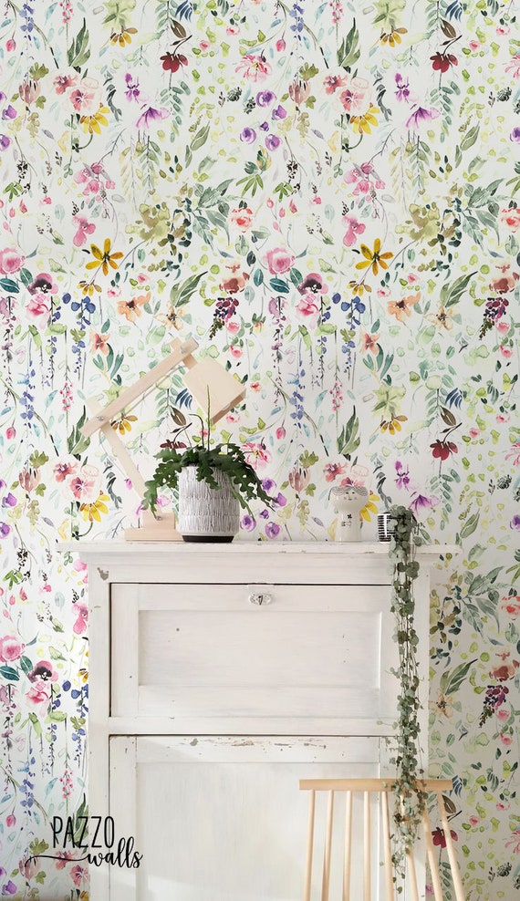 Watercolor floral wallpaper deals